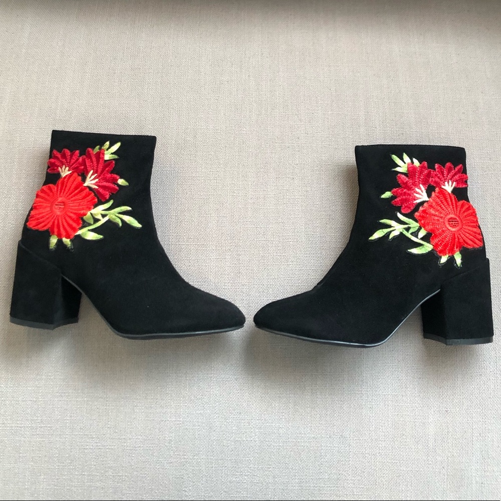 Catherine Malandrino Melky Floral Bootie
